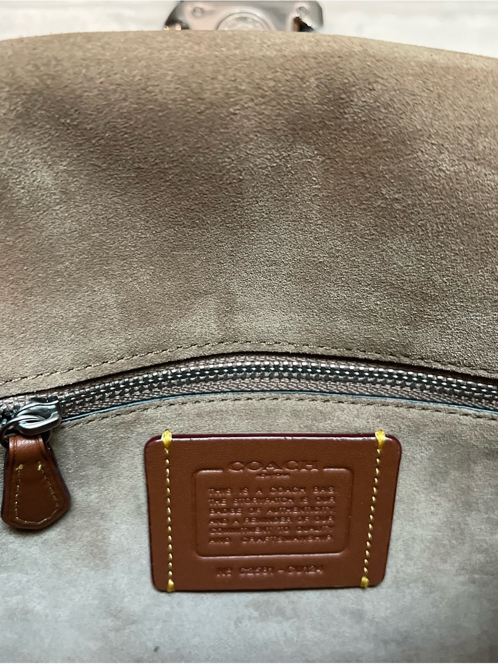 Coach Soft Tabby Cargo Bag in Maple NWT’s - Picture 10 of 11